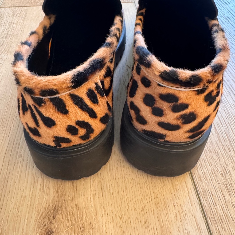 Tory Burch Leopard Print lug  Loafers - Picture 5 of 7